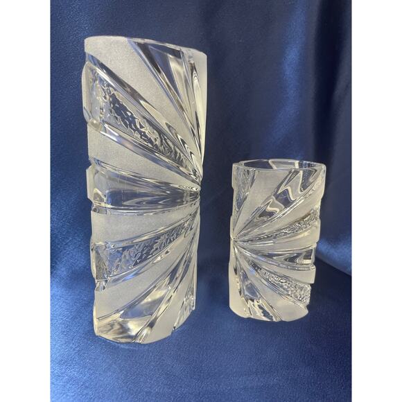 Set of Two Frosted Sunburst Bleikristall Crystal Heavy Vases - Picture 2 of 7